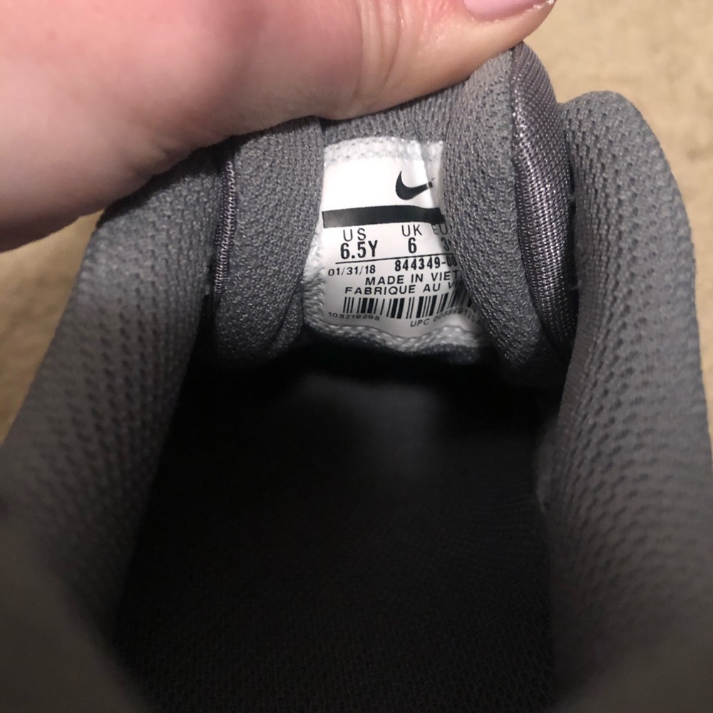Nike Air Max - Picture 5 of 5